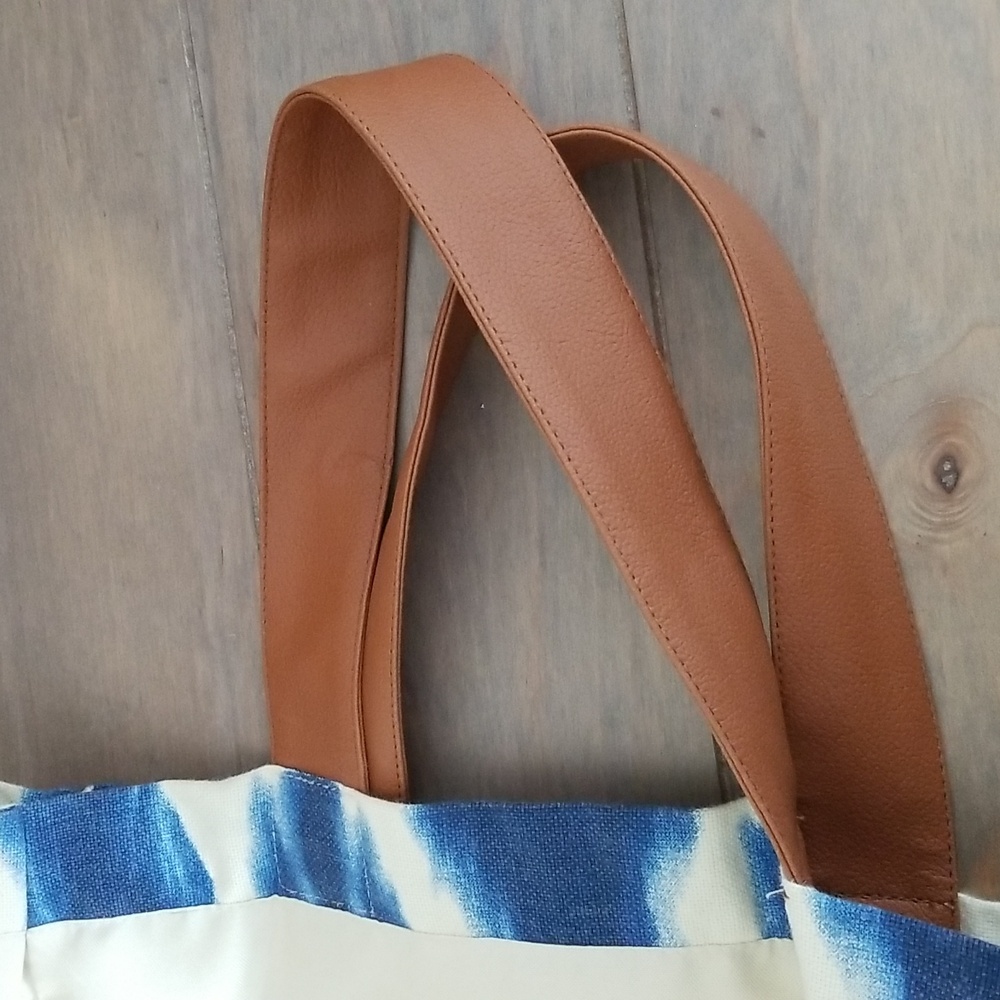 lu + elle Laguna Beach Tote - Picture 15 of 16